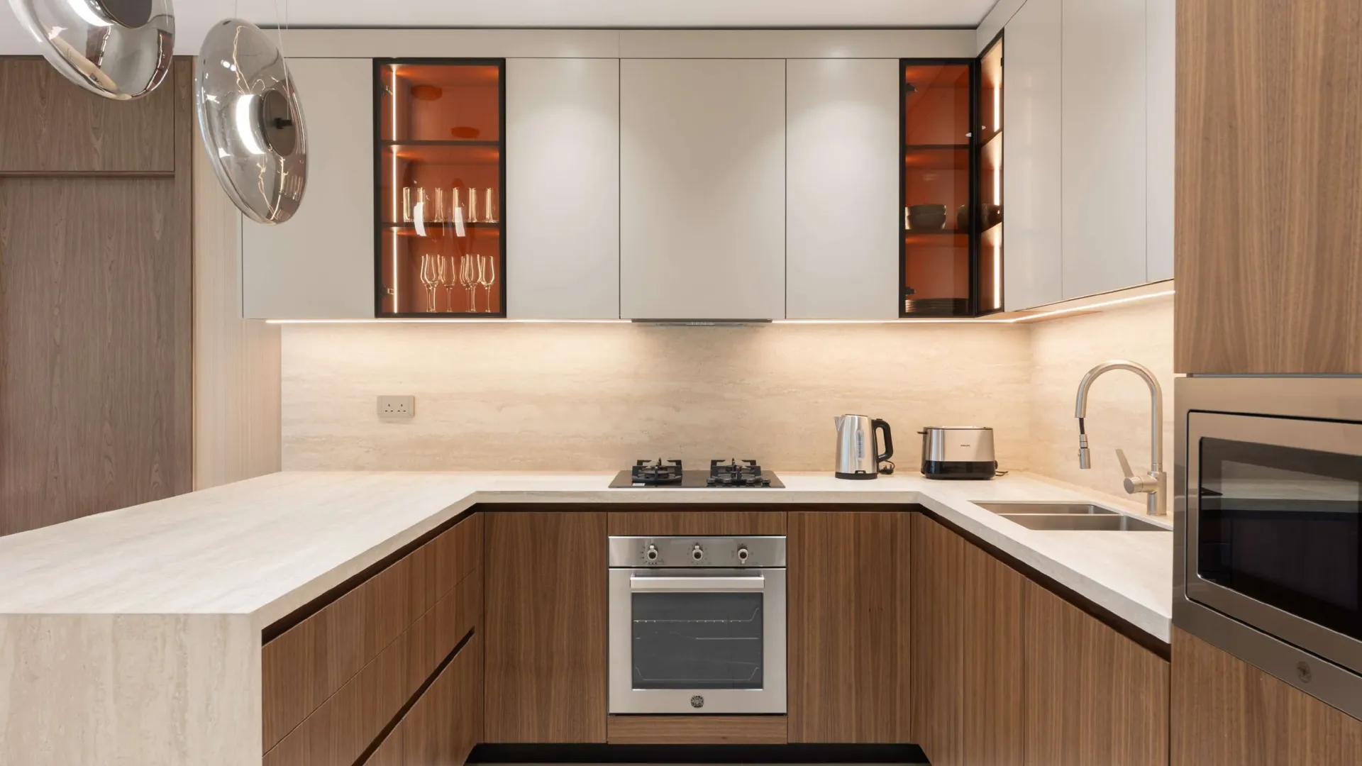 A1LA Residence — кухня