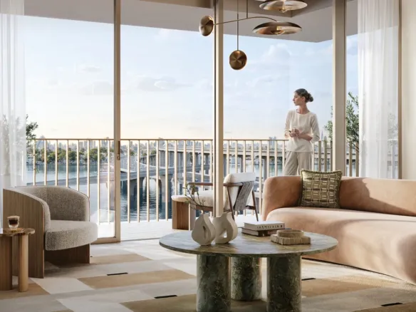Address Residences Dubai Creek Harbour — интерьер гостиной