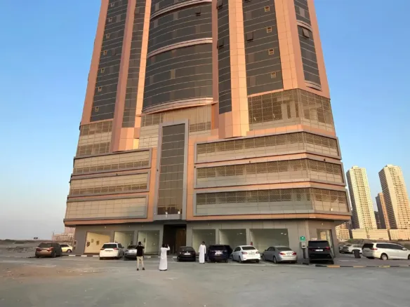 Al Ghoroub Tower — фасад здания, фото 3