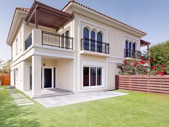 Al Habtoor Polo Resort Villas — фасад виллы