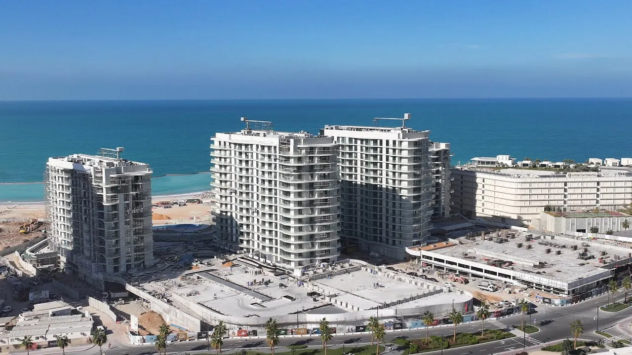 Beach House at Bay Residences — вид на комплекс, фото 3