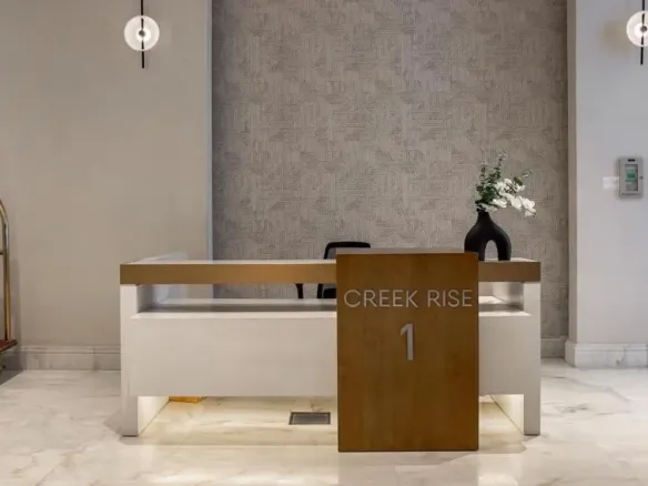 Creek Rise Tower 1 — лобби