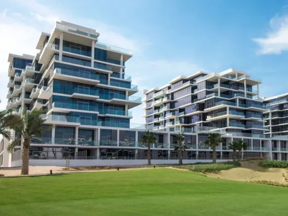 Damac Hills - Golf Town в районе Дамак Хиллс — фото 1