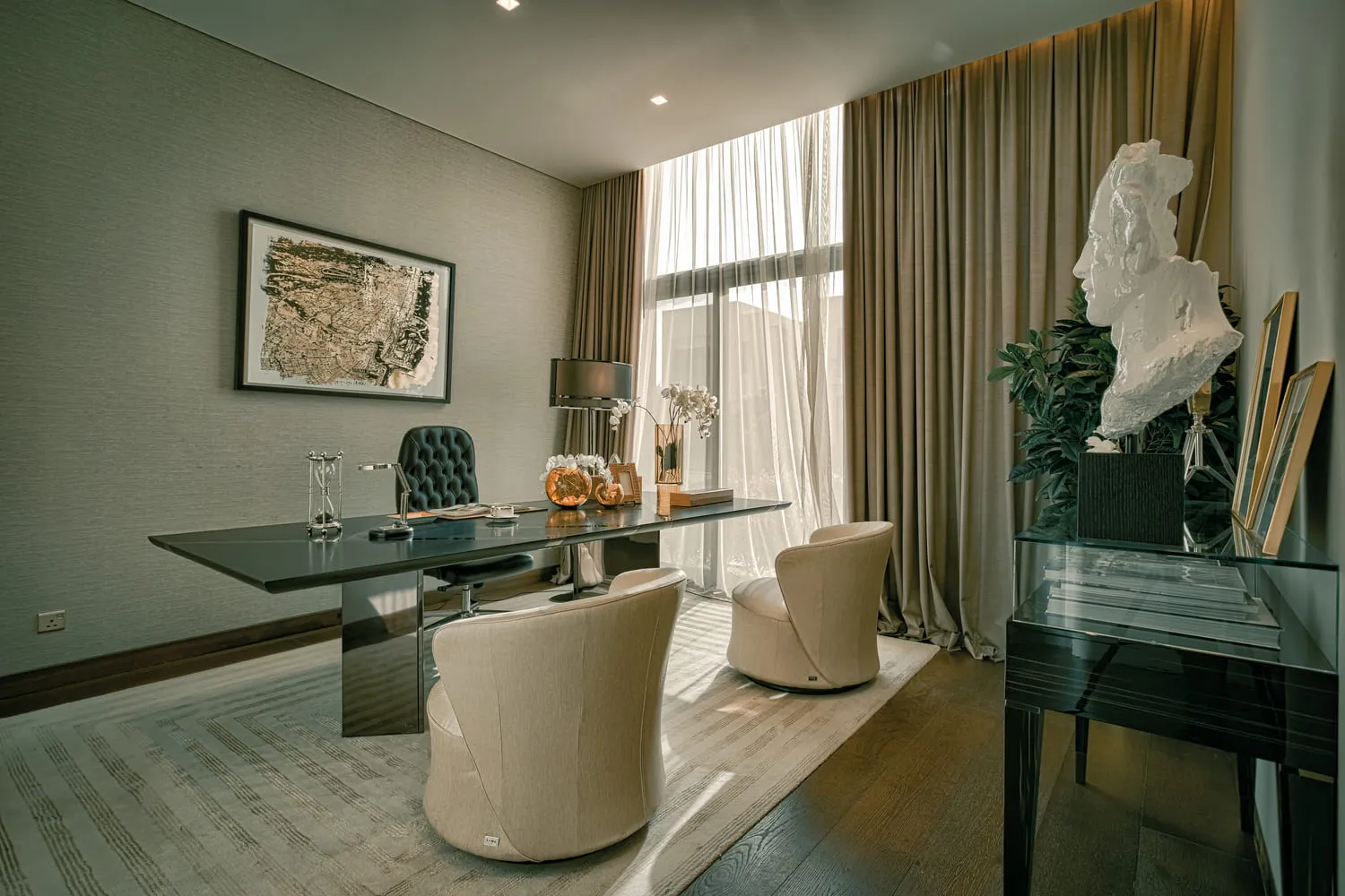 Damac Hills - Golf Town — рабочий кабинет