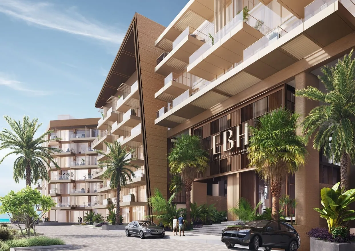 Ellington Beach House — вход в здание