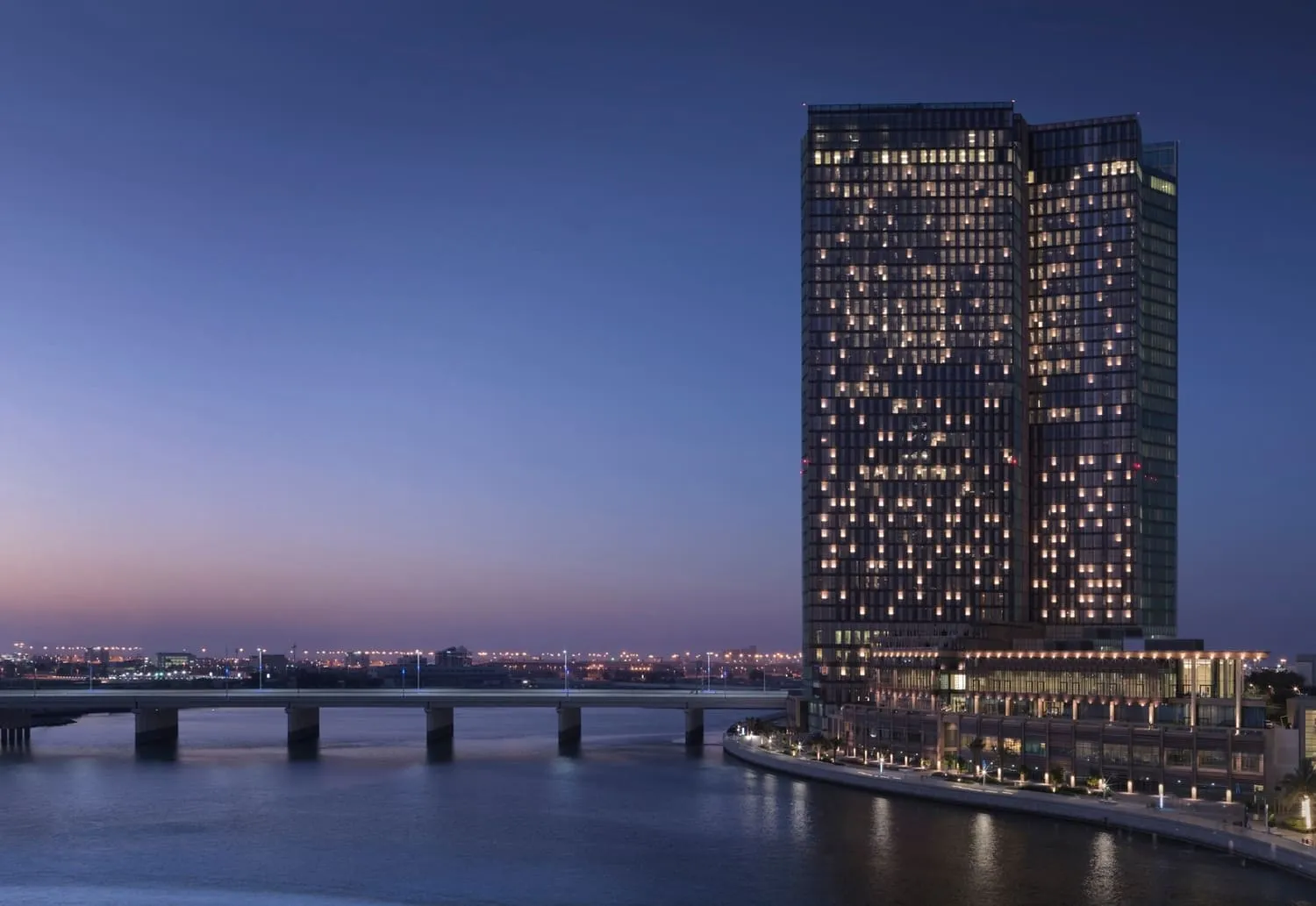 Four Seasons Private Residences Abu Dhabi at At Al Maryah Island — вид на комплекс