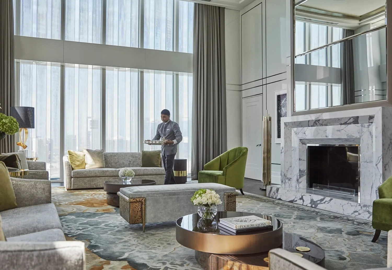 Four Seasons Private Residences Abu Dhabi at At Al Maryah Island — интерьер гостиной
