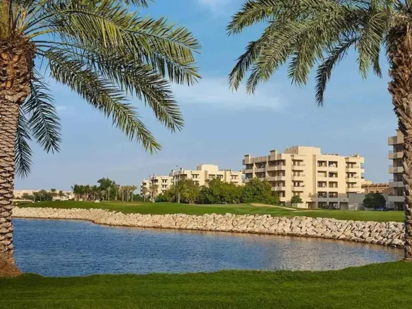 Golf Apartments в районе Аль-Джазира Аль-Хамра — фото 1
