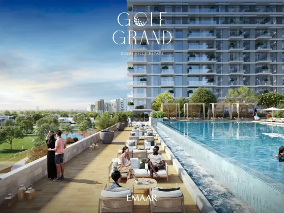 Golf Grand — бассейн