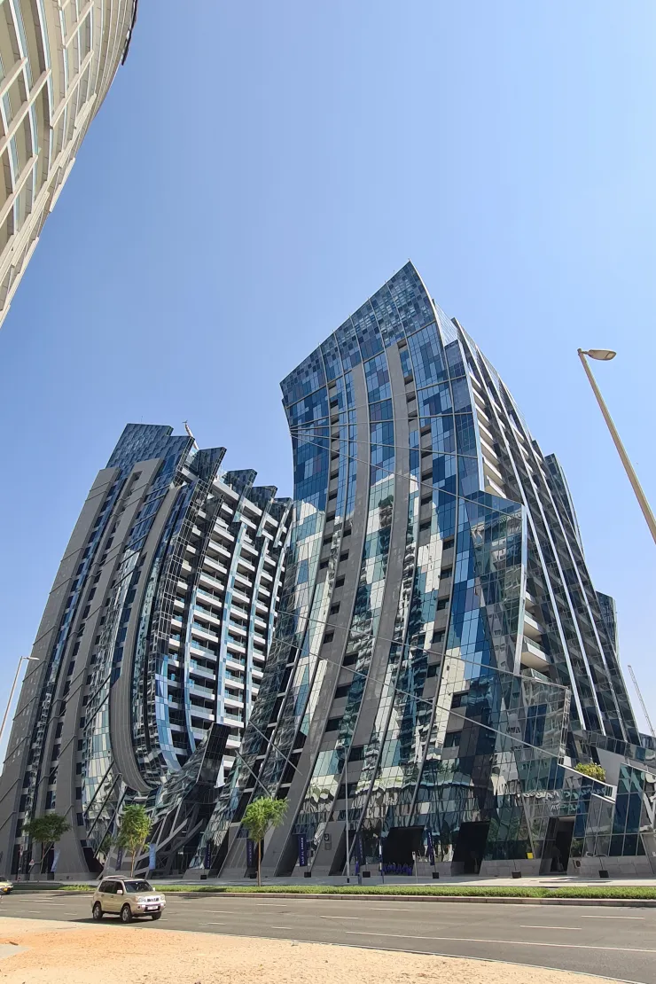 J One Tower A — вид на комплекс