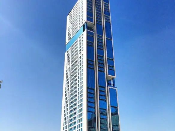 Marina Arcade Tower в Дубай Марине — фото 3