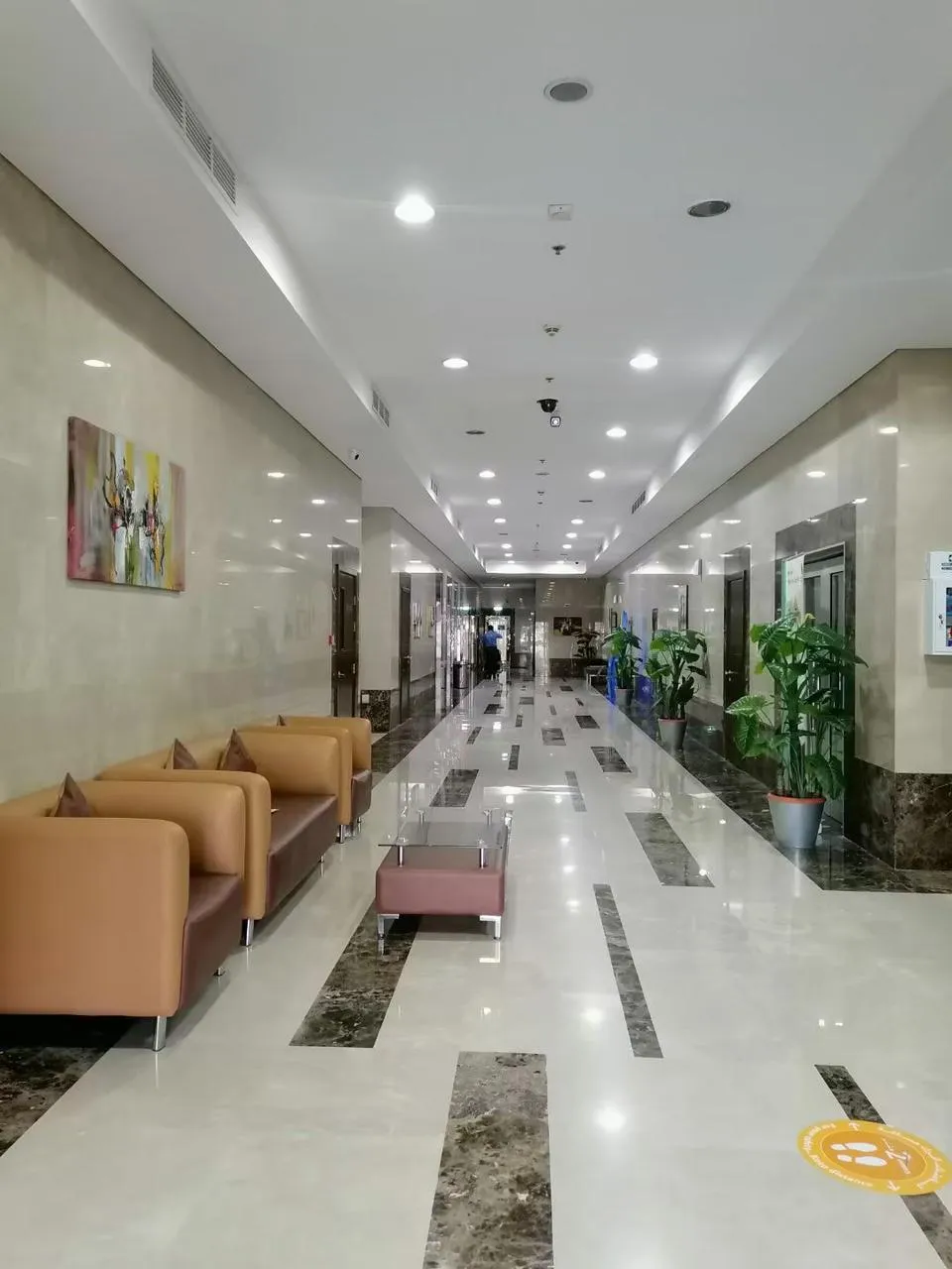 Oakwood Residency — лобби