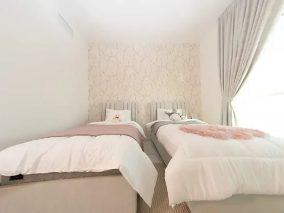 Oasis Towers 1 and 2 — спальня