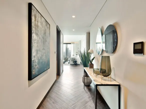 One Za’abeel Residences — прихожая