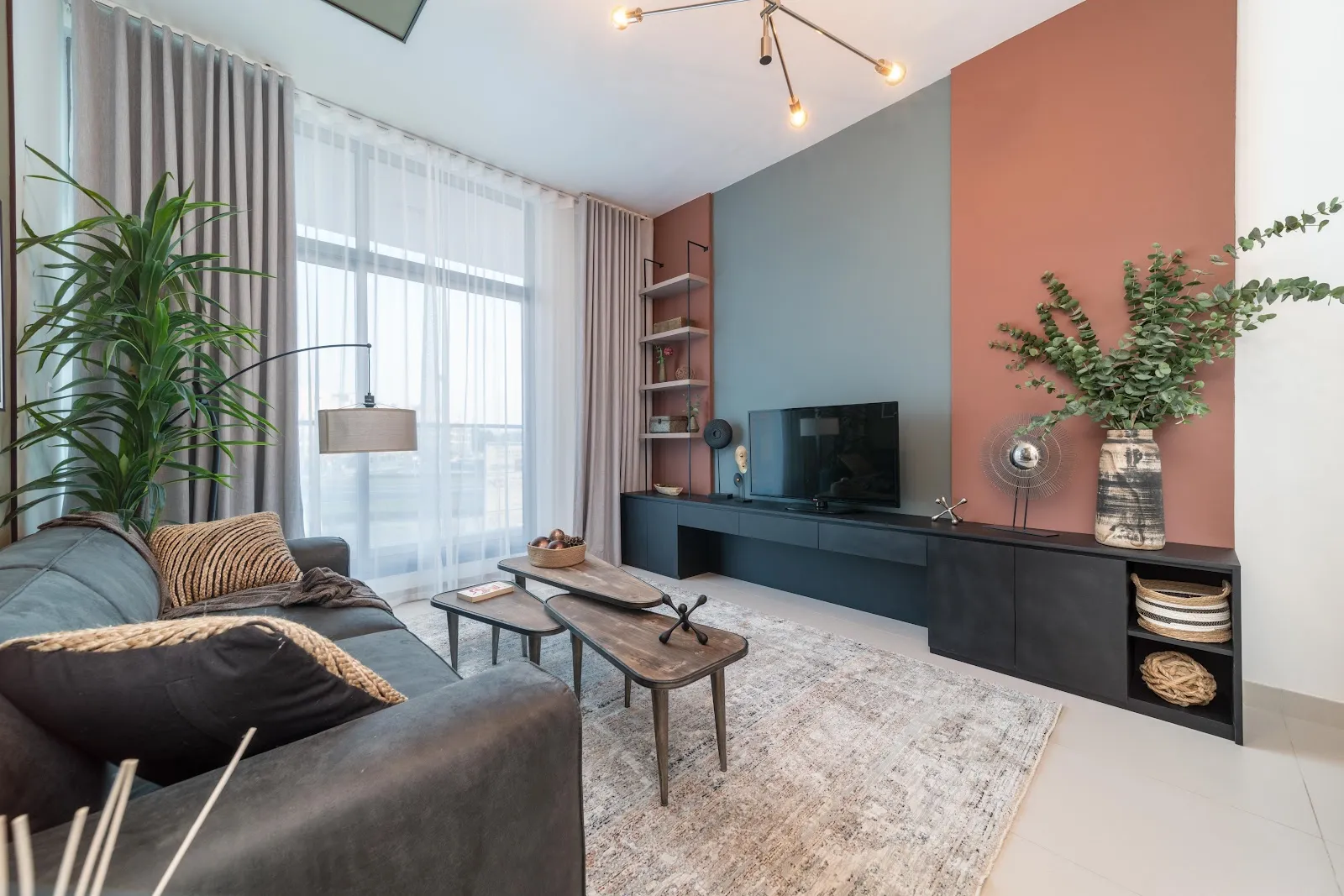 Prime View in Meydan — интерьер гостиной, фото 7