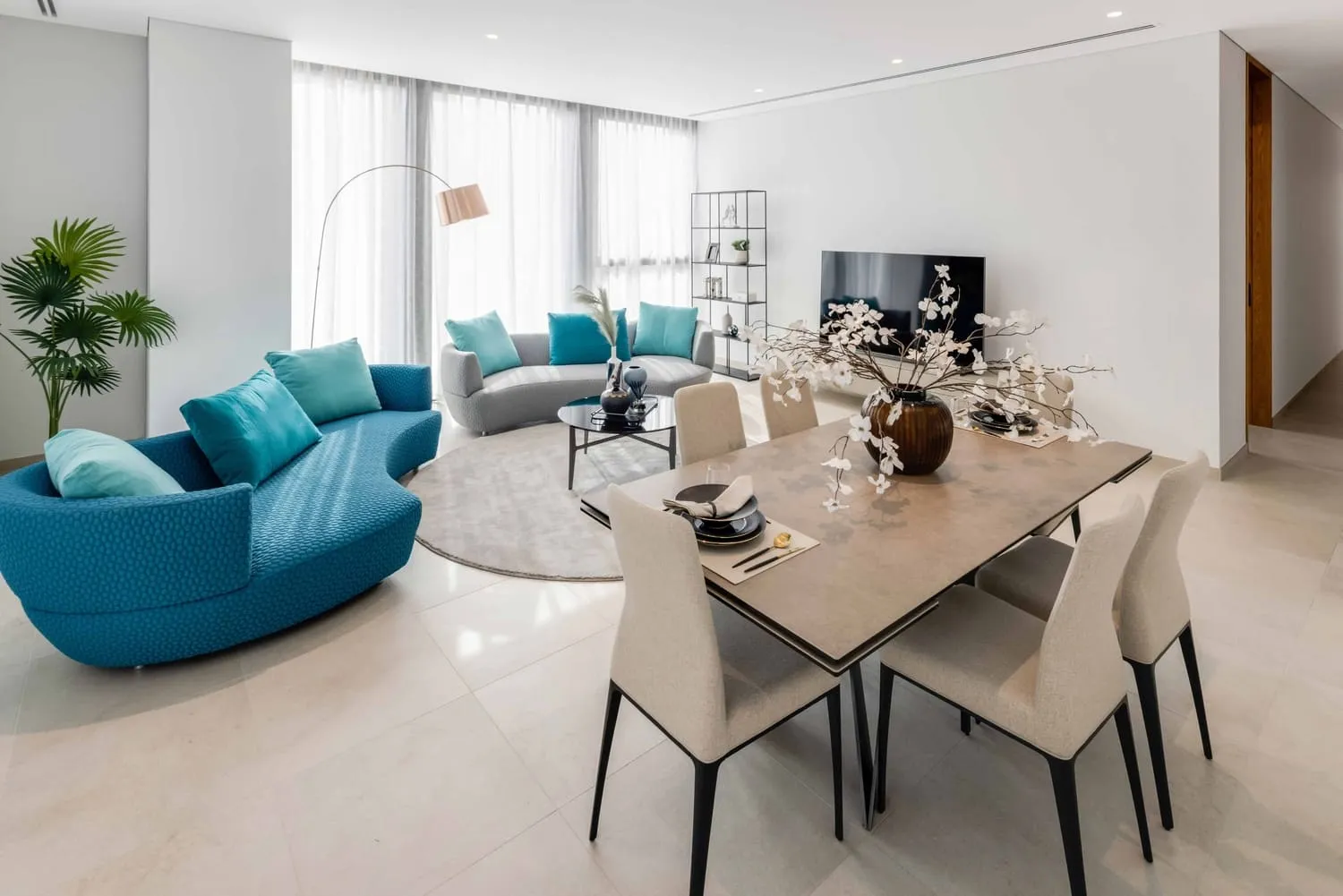 Residence 110 — интерьер гостиной, фото 8