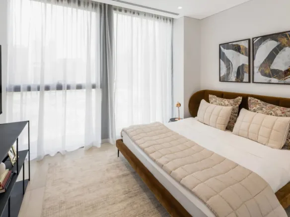 Residence 110 — спальня