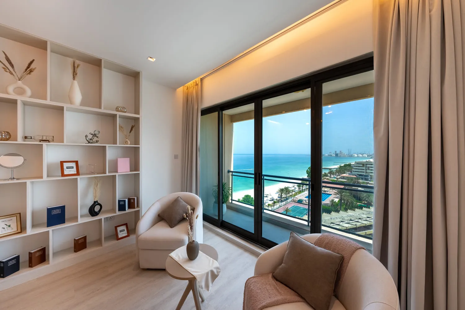 The Residence — интерьер гостиной, фото 6