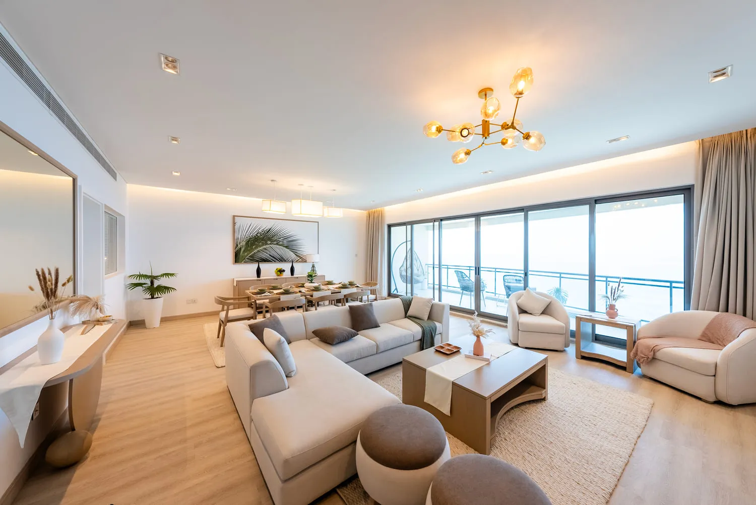The Residence — интерьер гостиной, фото 7